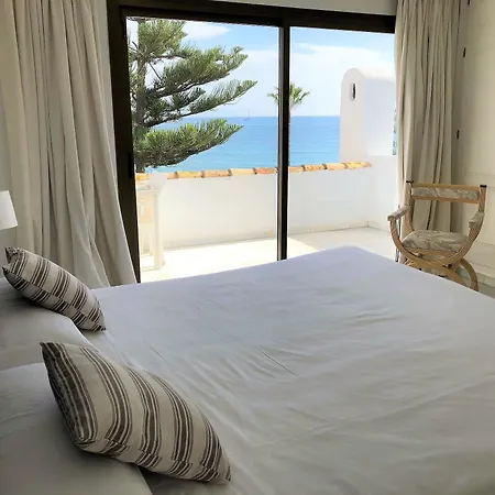 Coral Hotel